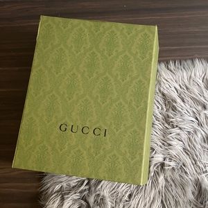 Gucci medium sized gift box